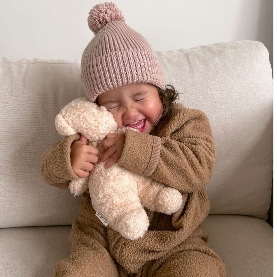 MOONIE Επαναφορτιζόμενο βοήθημα ύπνου με αισθητήρα κλάματος από οργανικό βαμβάκι Rose - Image 10