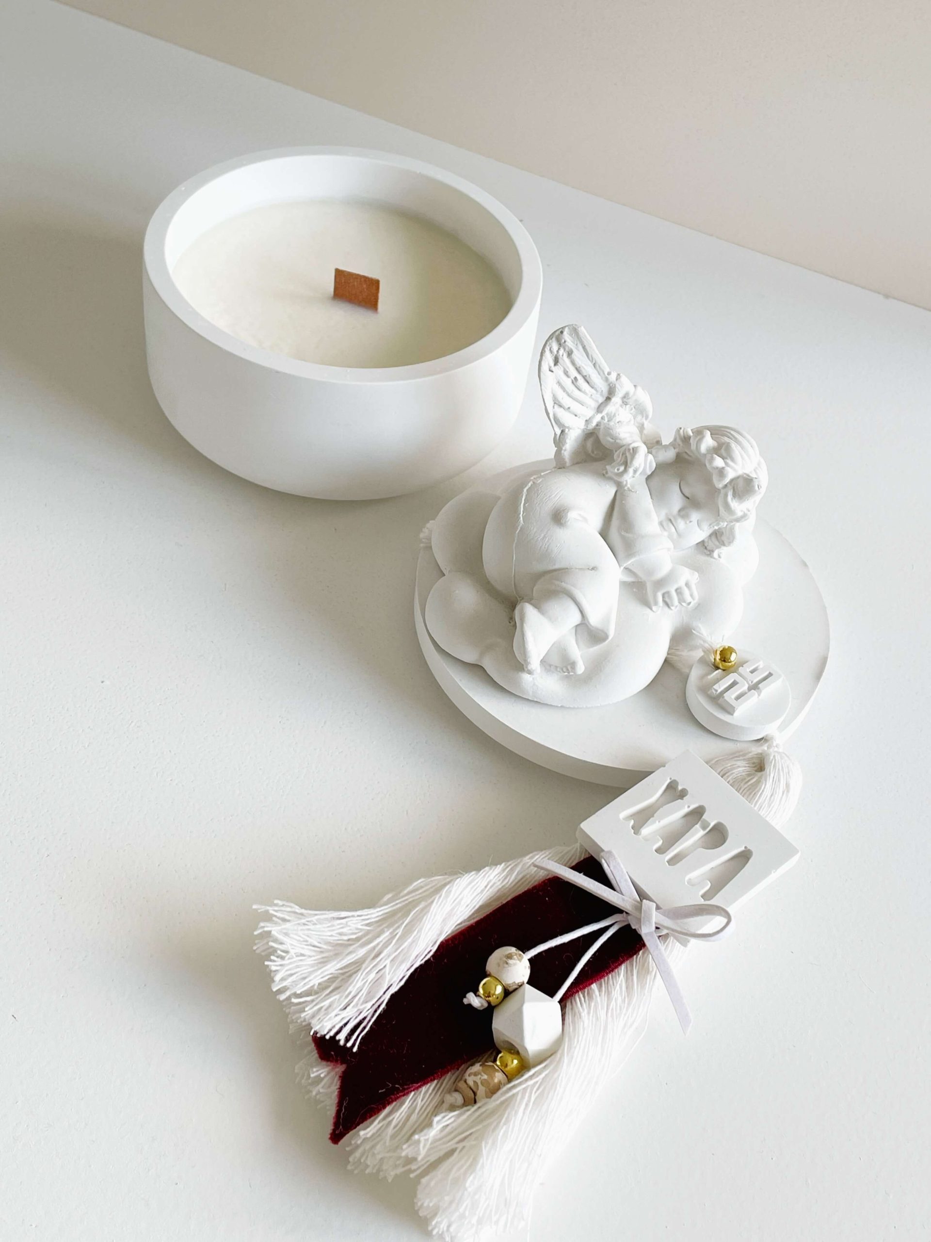 Αρωματικό Κουτάκι Κερί Στρογγυλό Μεγάλο Αγγελάκι Στο Σύννεφο Κοιμάται-Χαρά - Image 2