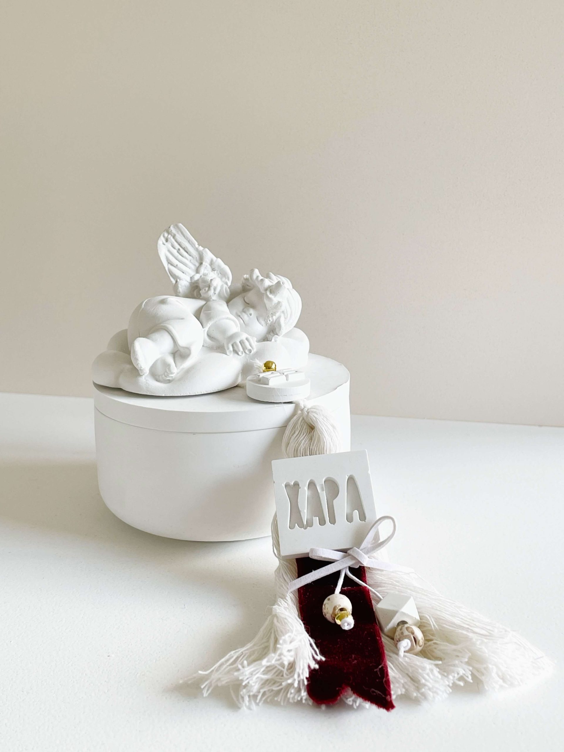 Αρωματικό Κουτάκι Κερί Στρογγυλό Μεγάλο Αγγελάκι Στο Σύννεφο Κοιμάται-Χαρά