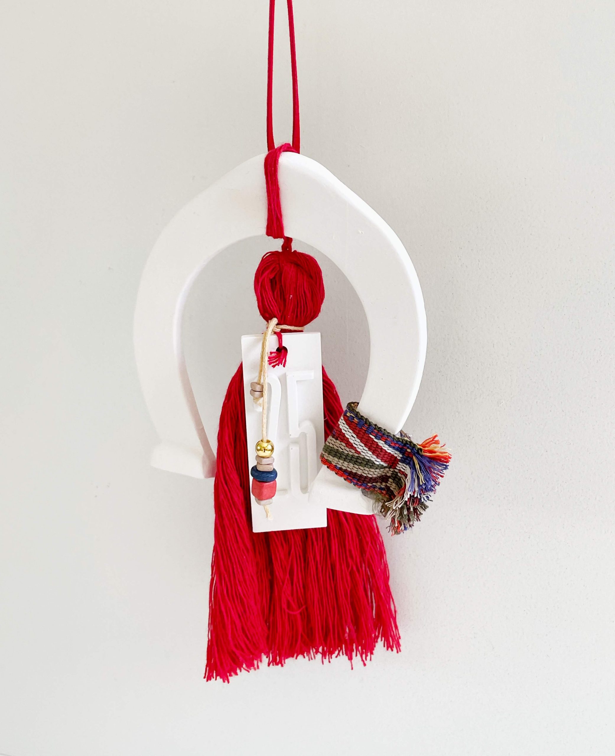 Αρωματικό Πέταλο Κρεμαστό Μεσαίο Νήμα Κόκκινο