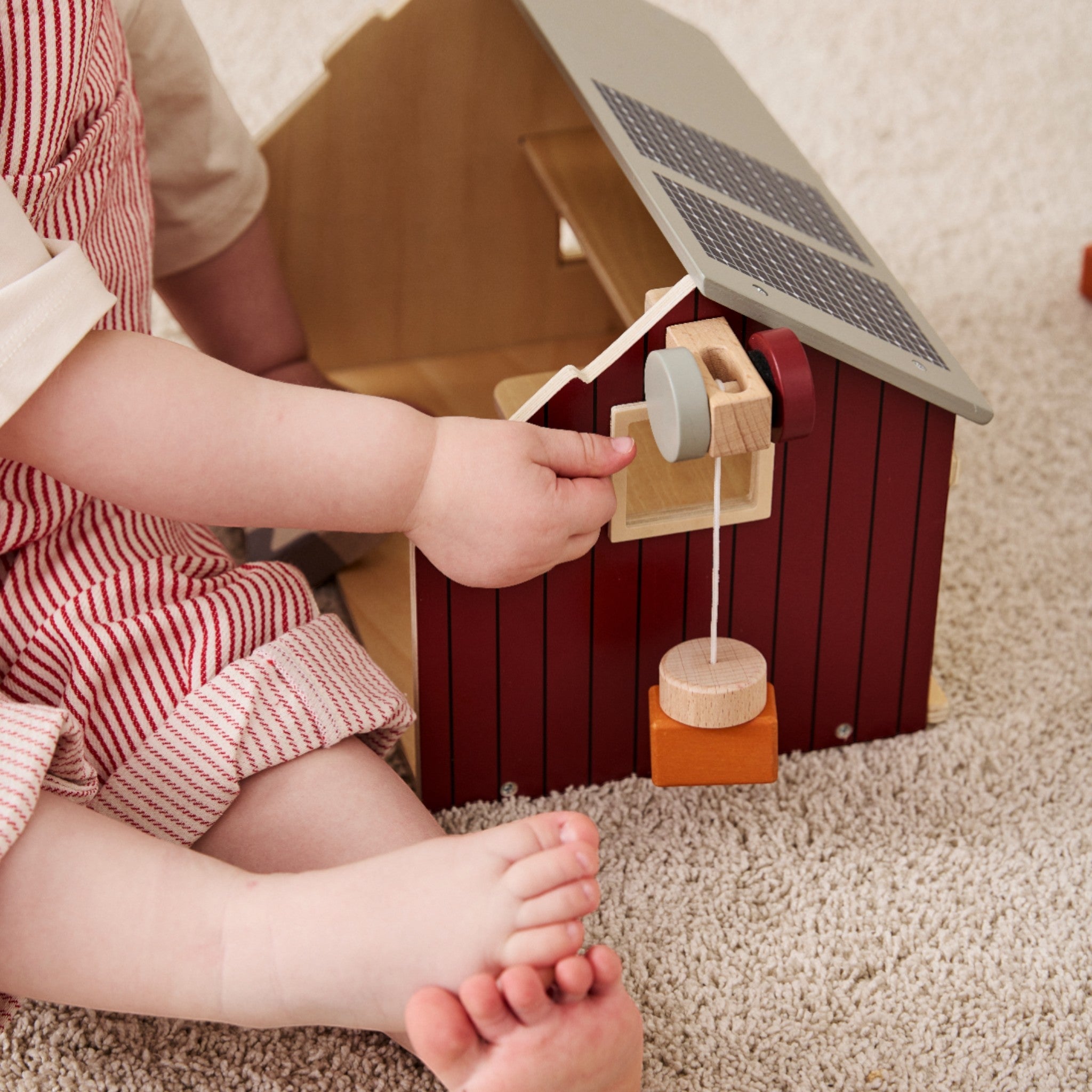 KIDS CONCEPT Ξύλινη φάρμα με ηλιακό πάνελ AIDEN - Image 9