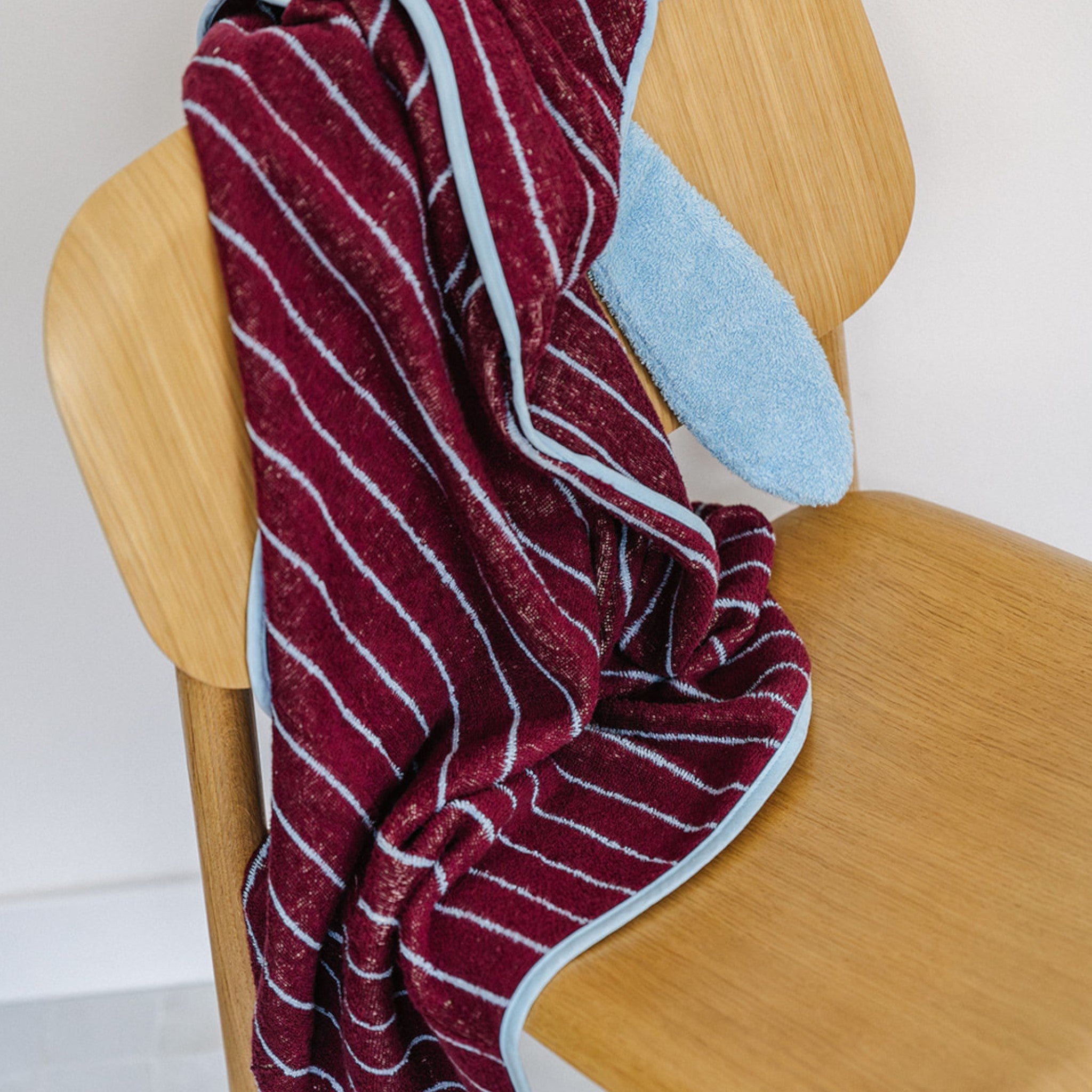 Quut Μπουρνουζοπετσέτα κουνελάκι Burgundy 75x75 - Image 4