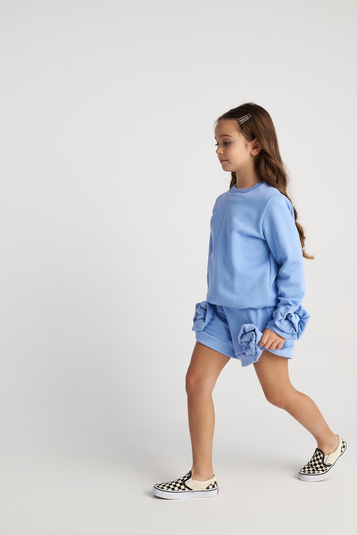 Two In A Castle ΣΕΤ Monochrome Top And Roses Shorts Red - Image 3